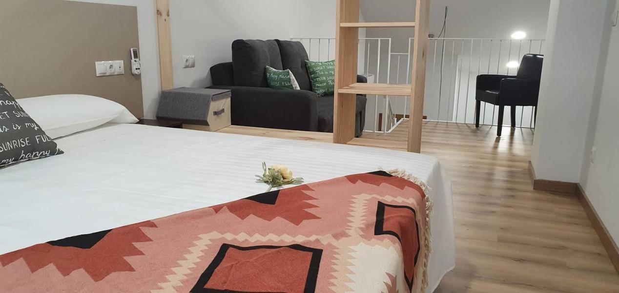 Apartamentos Antares 3 Milladoiro Ngoại thất bức ảnh